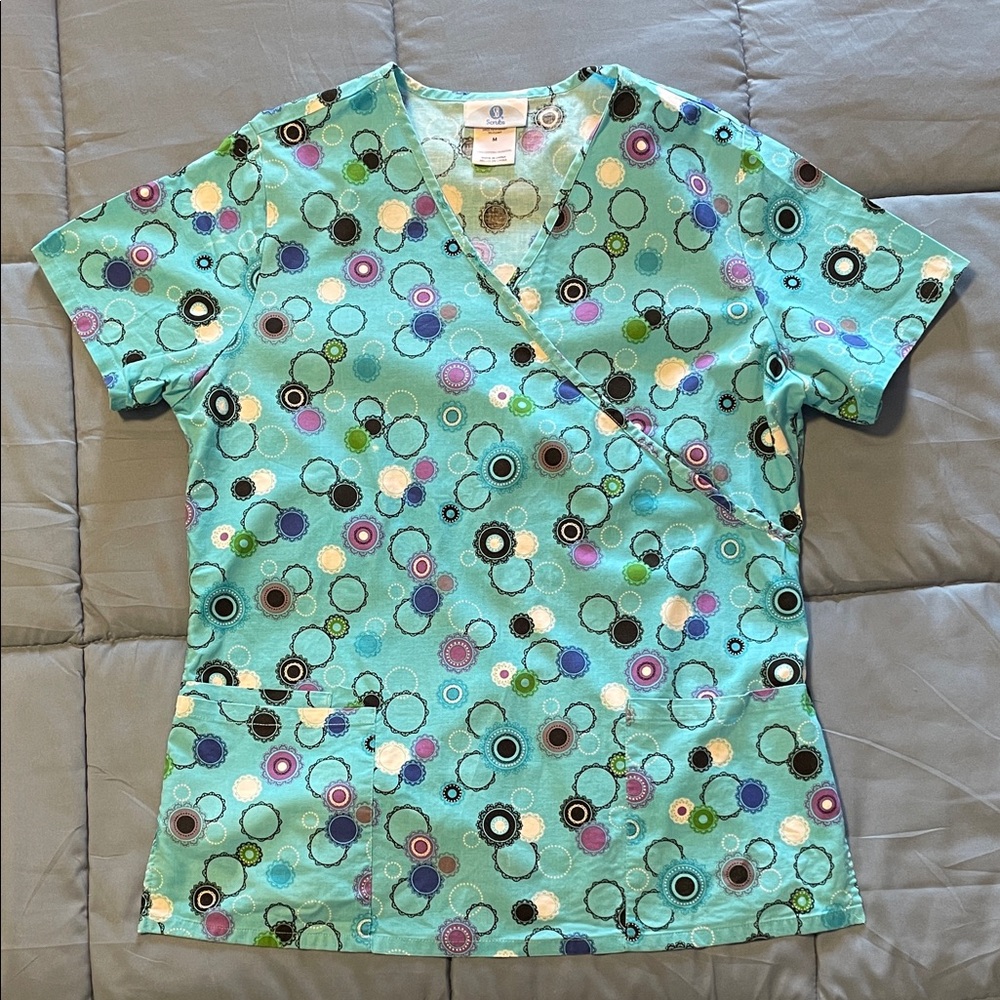 SB Scrubs Teal Floral Circle Print Short Sleeve Scrub Top